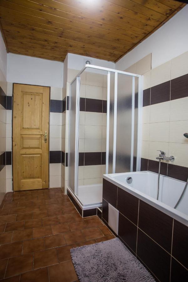 Apartmany Ve Mlejne Cachrov Dış mekan fotoğraf