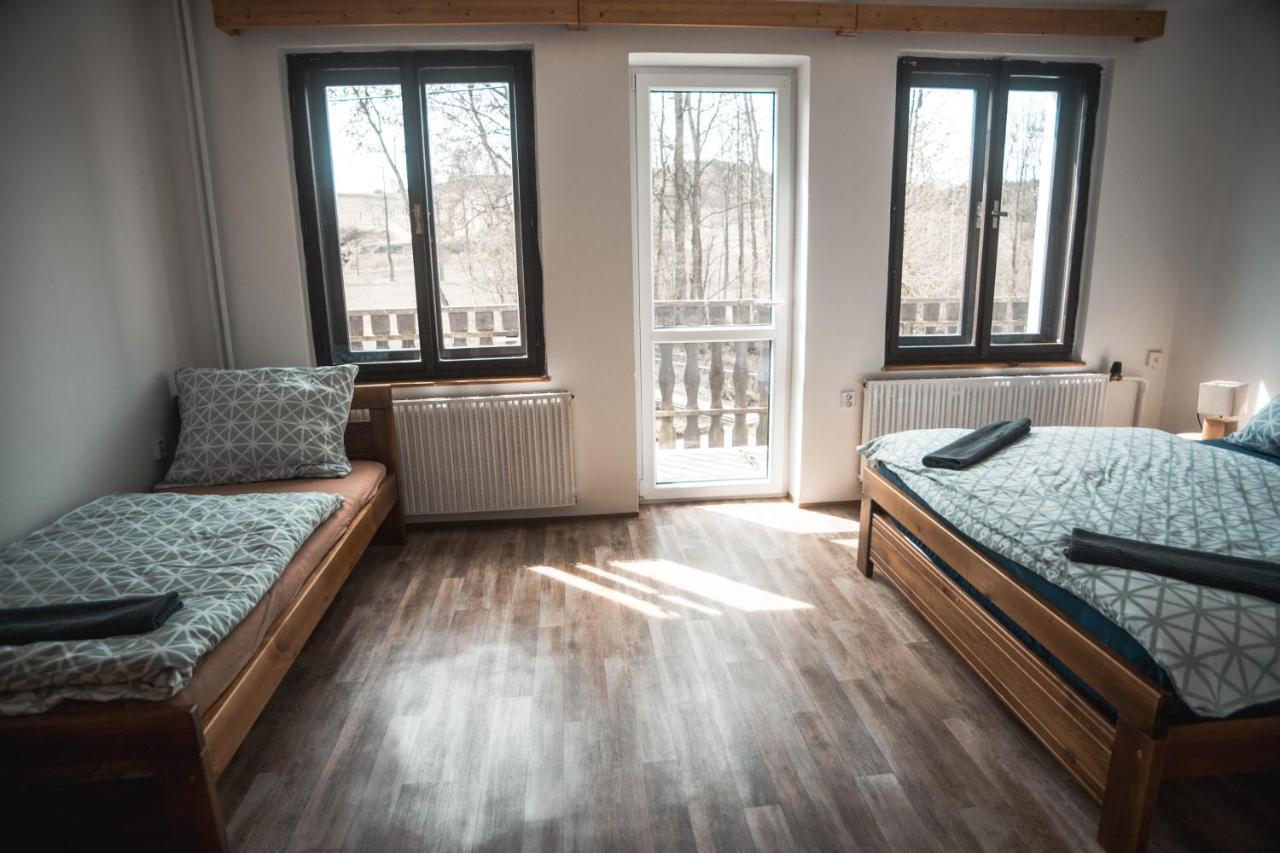 Apartmany Ve Mlejne Cachrov Dış mekan fotoğraf