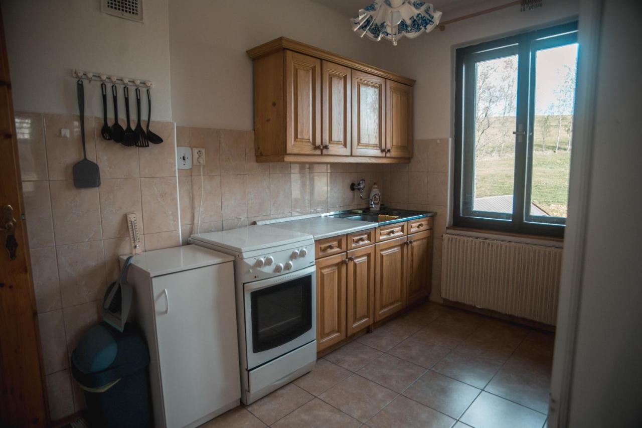 Apartmany Ve Mlejne Cachrov Dış mekan fotoğraf