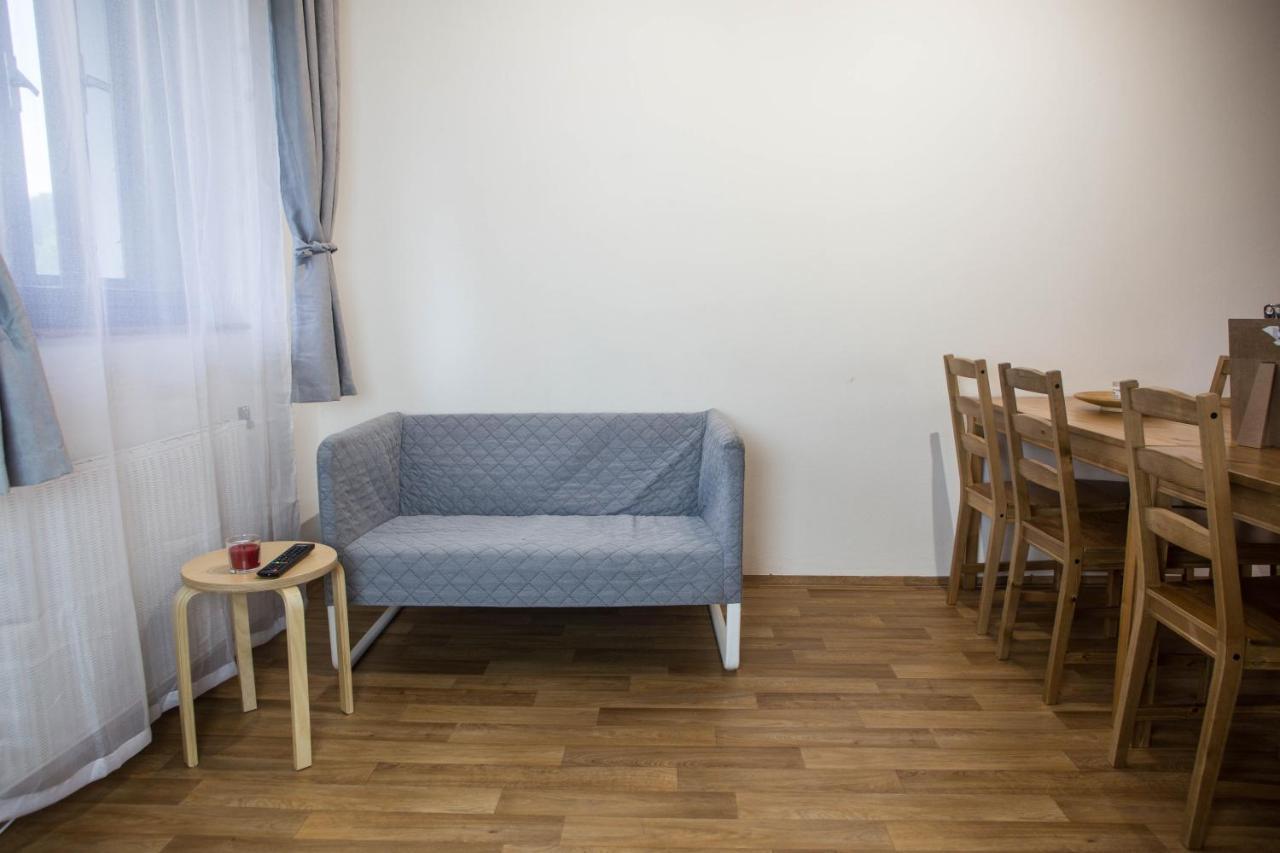 Apartmany Ve Mlejne Cachrov Dış mekan fotoğraf